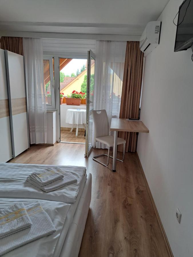 Emma Apartman Harkany Exterior photo